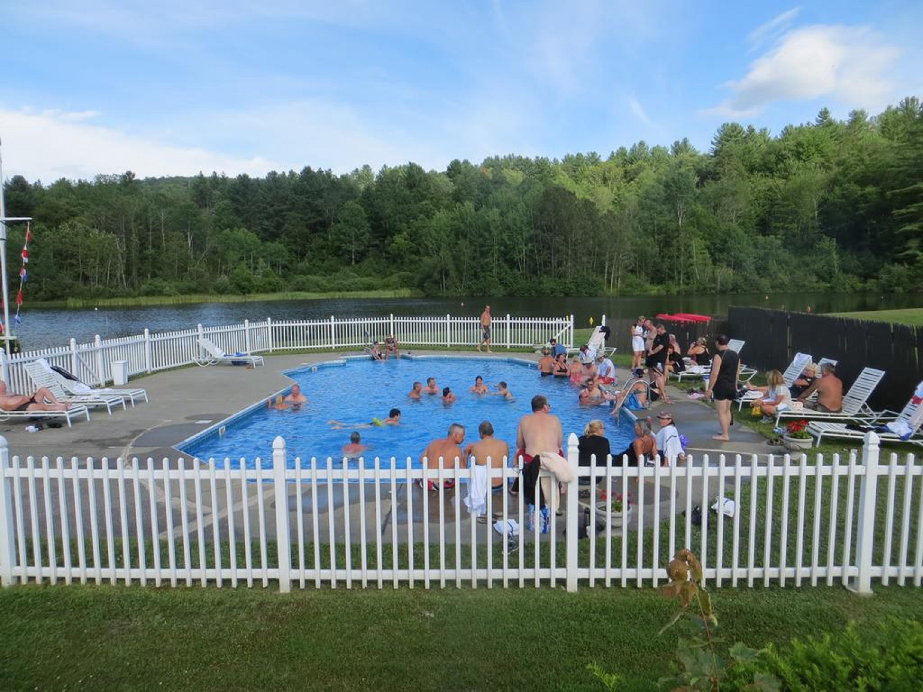 Commodores Inn Stowe Εξωτερικό φωτογραφία