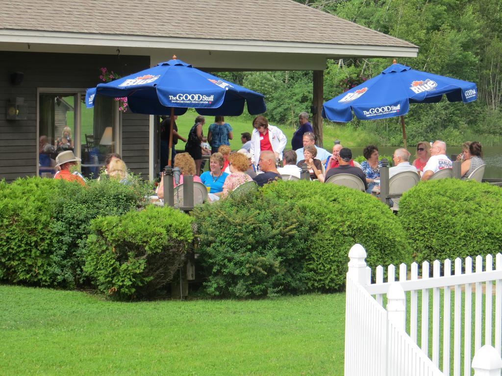 Commodores Inn Stowe Εξωτερικό φωτογραφία