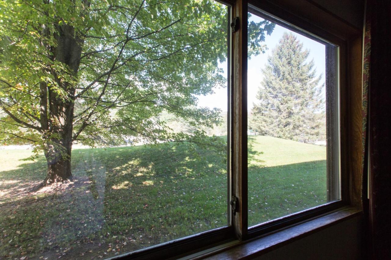 Commodores Inn Stowe Εξωτερικό φωτογραφία
